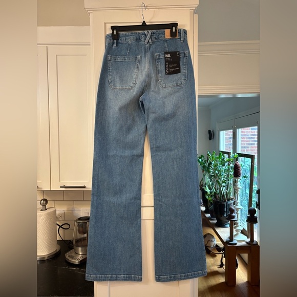 new Paige Leenah slide wide leg patch pocket jeans in Adley blue - Picture 7 of 9